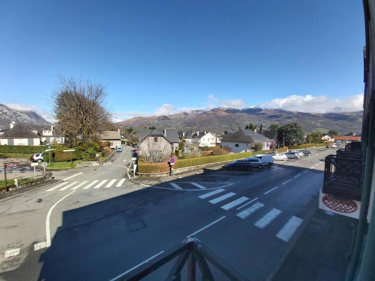 Appartement T2 Avec Balcon A Argeles Gazost Exterior foto